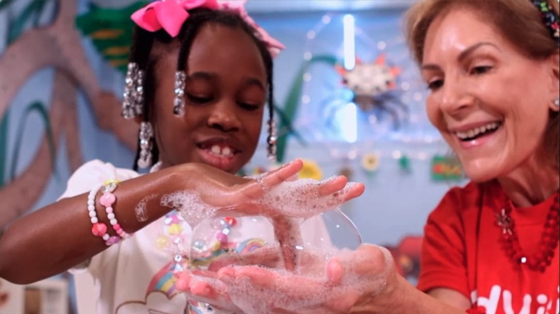 Watch: Miss Penny teaches kids how to make bubbles!